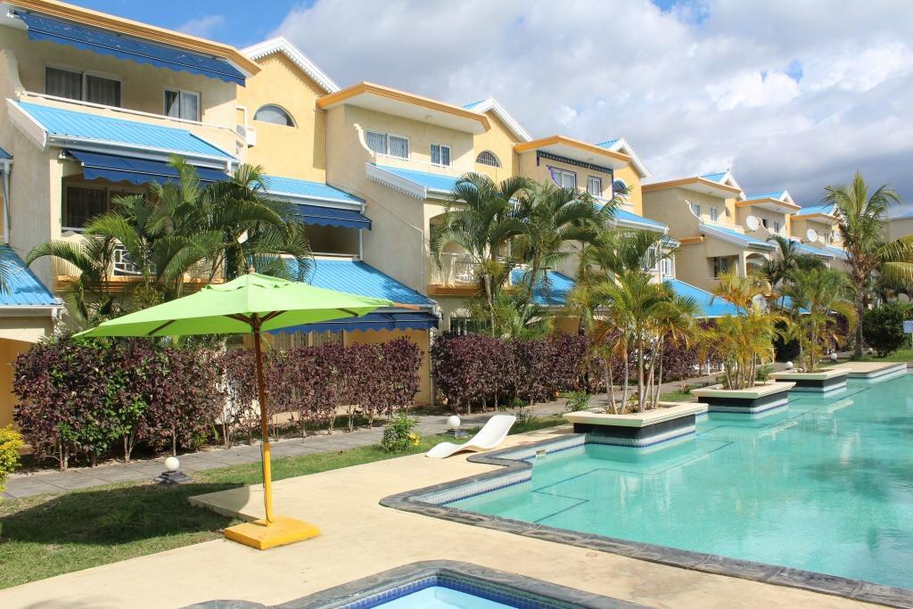 Grenadier A Flic en Flac Exterior photo